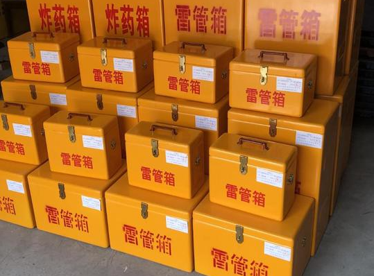 南陵玻璃钢雷管箱的使用寿命一般是多少？